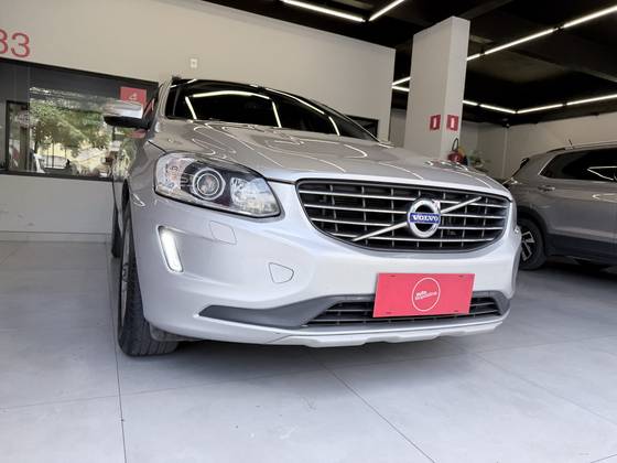 VOLVO XC60 2.0 T5 KINETIC GASOLINA 4P AUTOMÁTICO